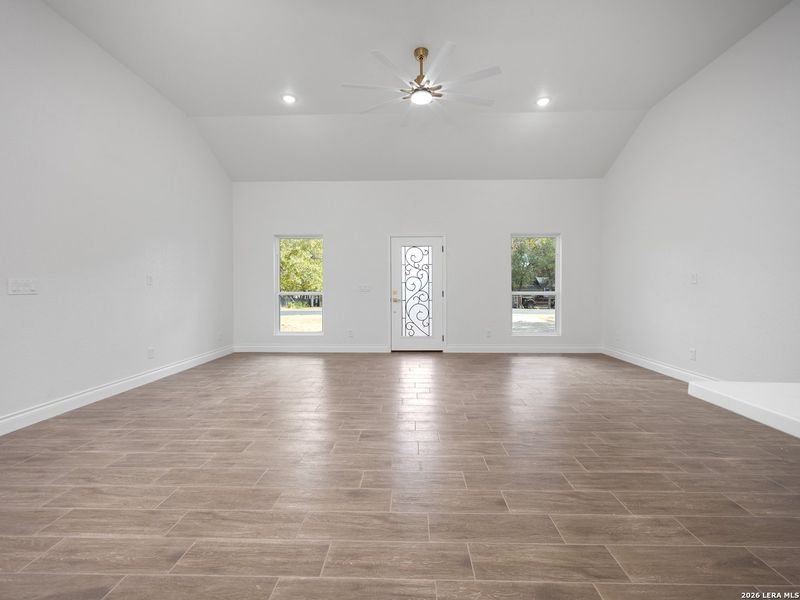 Spacious, unfurnished interior of a new home in , Elmendorf (Image 34).