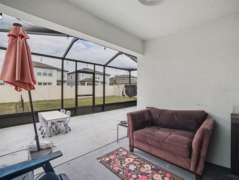 Exterior details and patio area of a home in , Wimauma (Image 4).