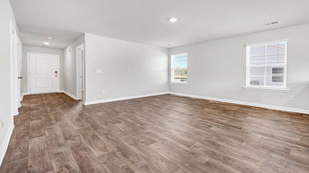 Spacious, unfurnished interior of a new home in The Park at Wilkinson, Orangeburg (Image 9).