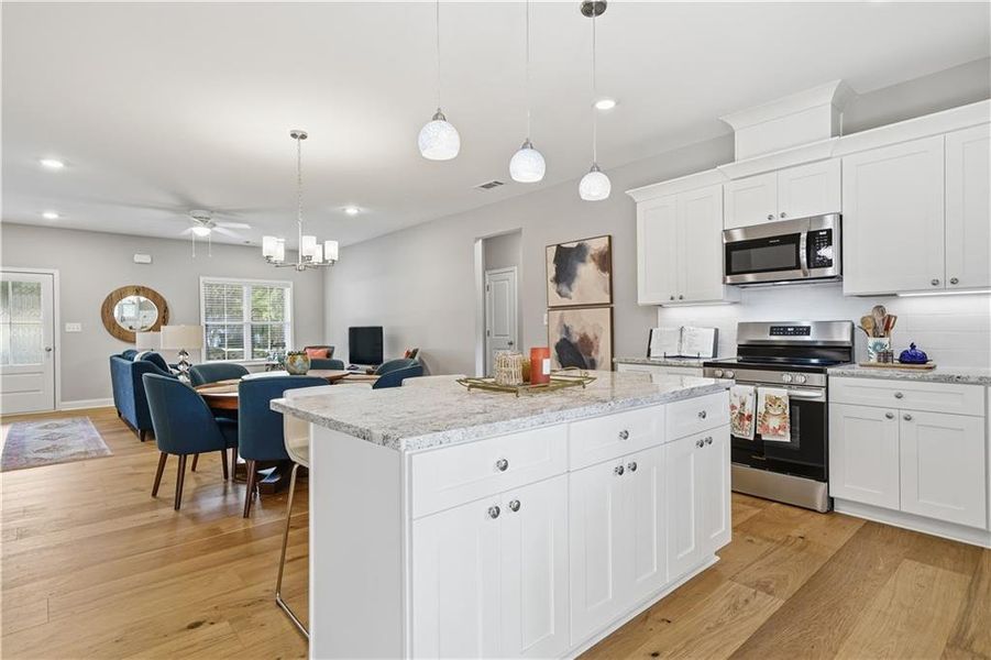 Furnished interior view inside a new home in , Jasper (Image 5).