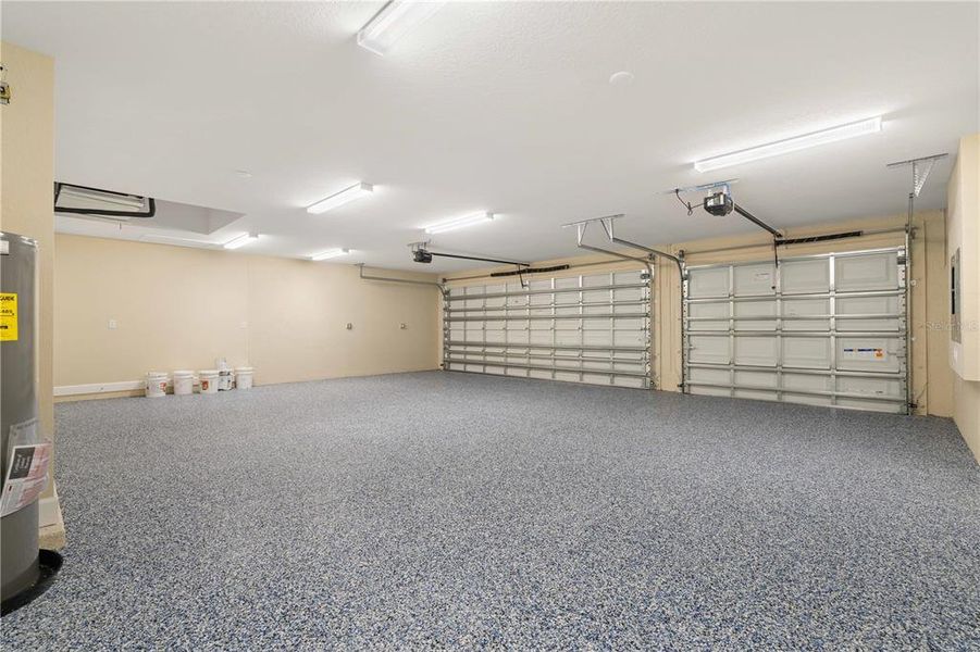 Spacious, unfurnished interior of a new home in , Englewood (Image 28).