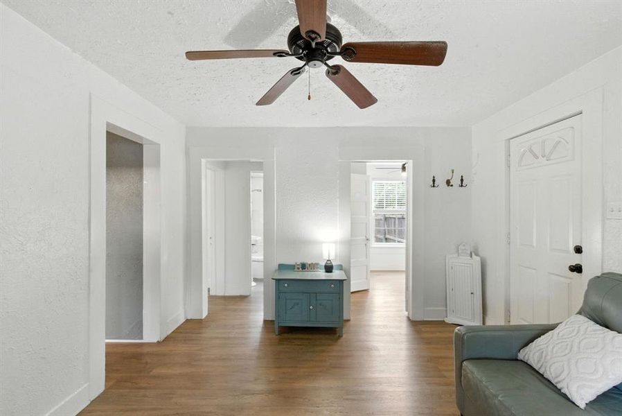 Furnished interior view inside a new home in , Weatherford (Image 11).