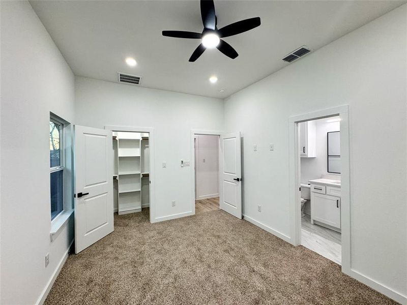 Image 28 of a home in .