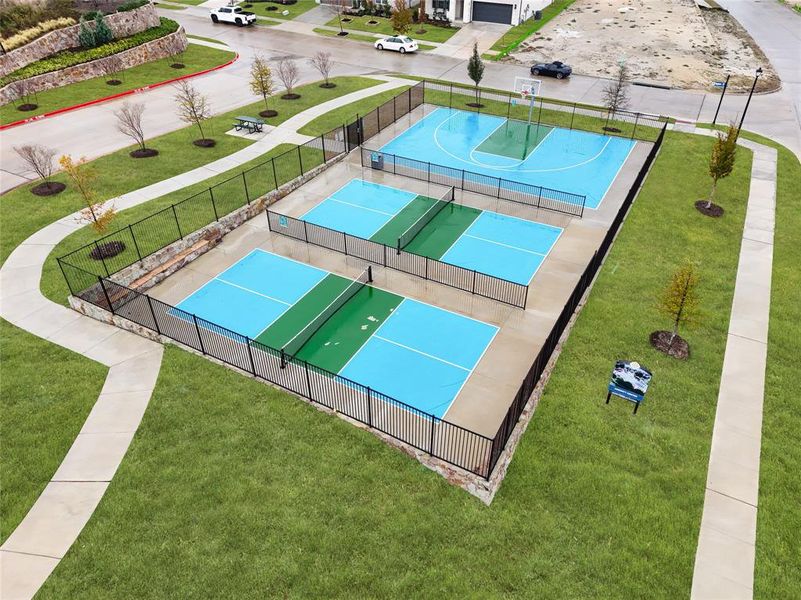 Community amenities in Monterra, Fate (Image 27).