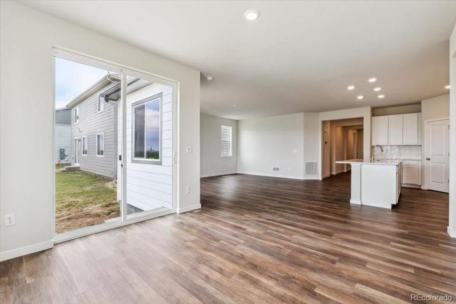 Spacious, unfurnished interior of a new home in Red Barn Meadows, Mead (Image 14).