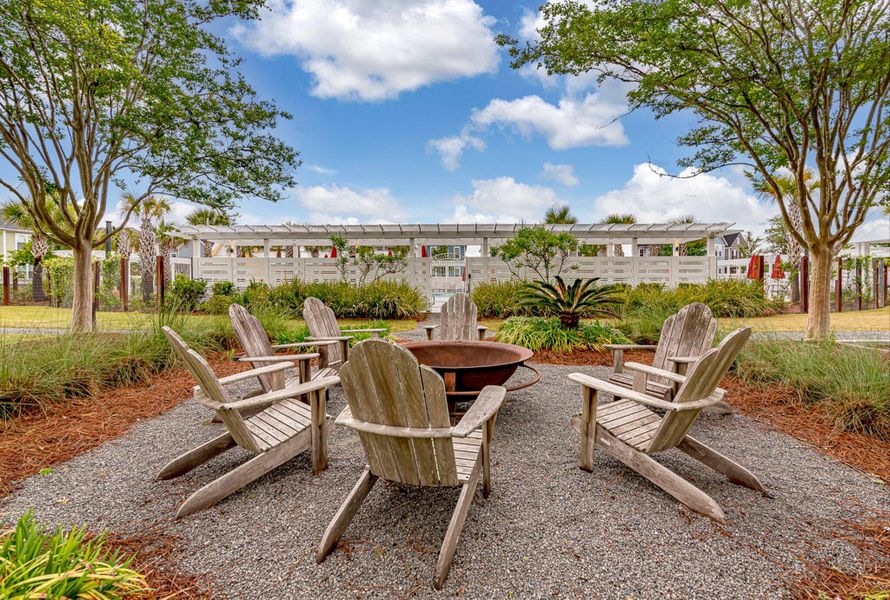 Community amenities in Sweetgrass at Summers Corner, Summerville (Image 61).