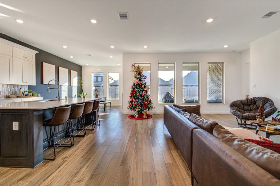 Furnished interior view inside a new home in Jordan Ranch: Vista Collection, Fulshear (Image 32).