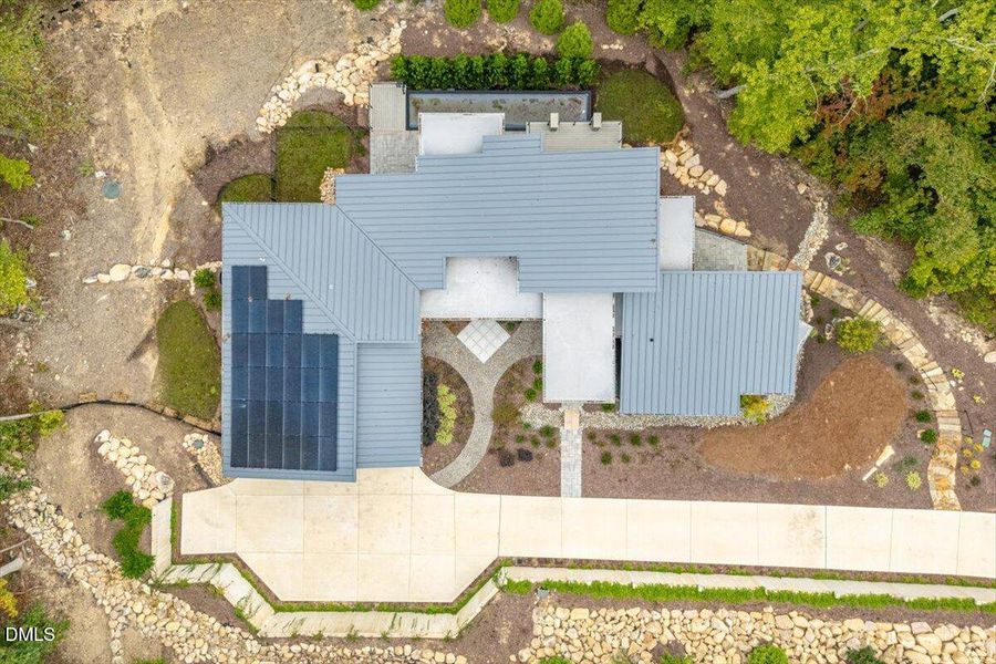 096-23930 Cherry-Drone 07