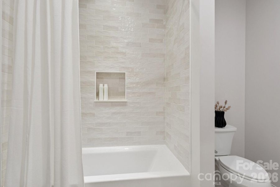 Image 47 of a home in . Image 47 of a home in .