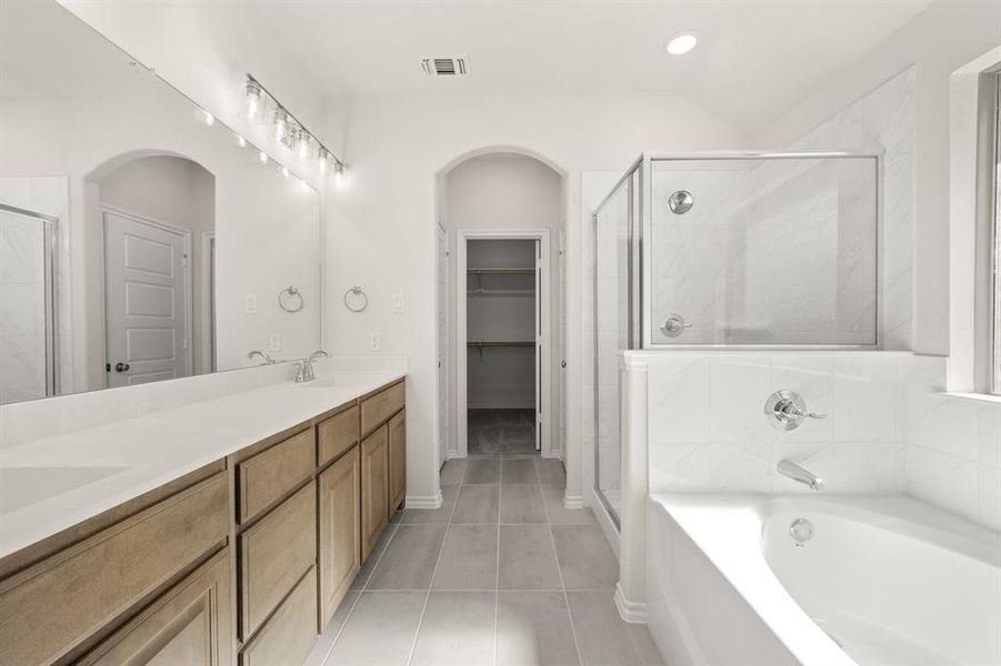 10352 Tapioca- Primary Suite-3