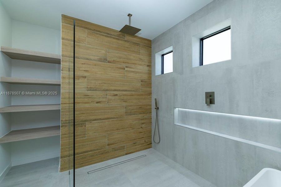 Image 26 of a home in .