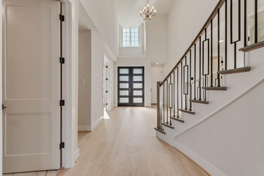 Spacious, unfurnished interior of a new home in Grand Estates of Anna, Anna (Image 22). Spacious, unfurnished interior of a new home in Grand Estates of Anna, Anna (Image 22).