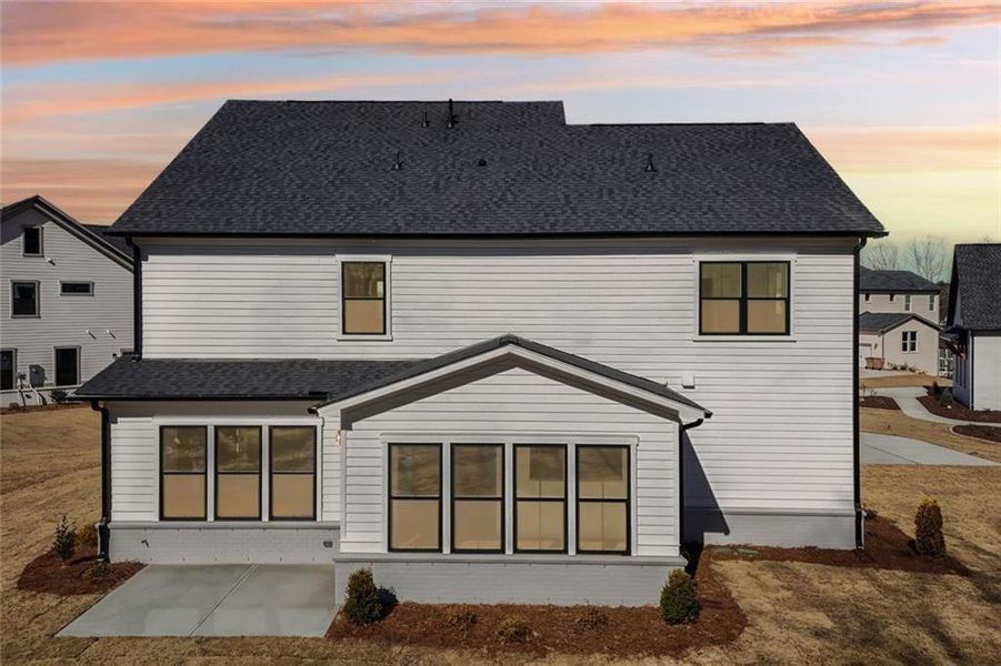 Exterior details and patio area of a home in Sterling Pointe, Cumming (Image 3).