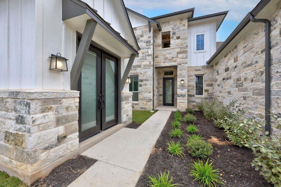 Exterior details and patio area of a home in Santa Rita Ranch, Santa Rita Ranch (Image 3).