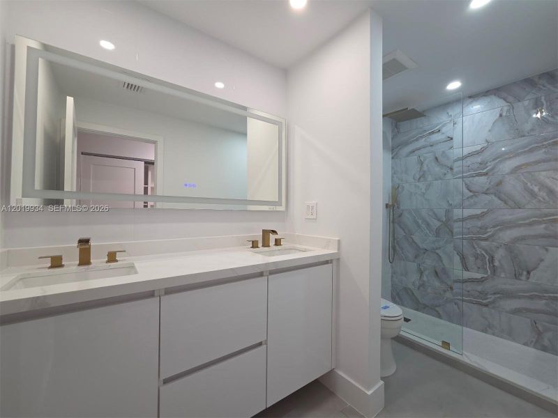 Furnished interior view inside a new home in , West Palm Beach (Image 6).