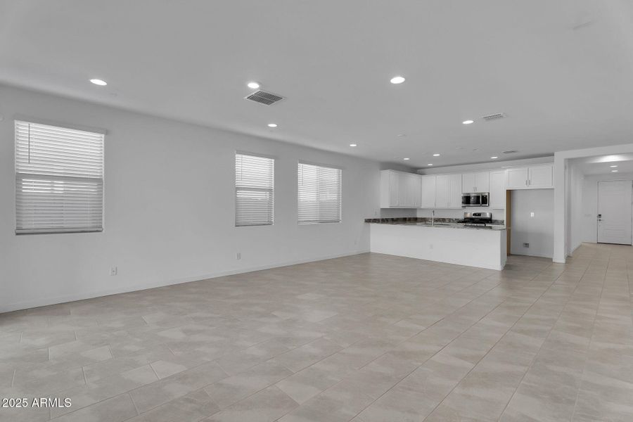 4-web-or-mls-Flower-4