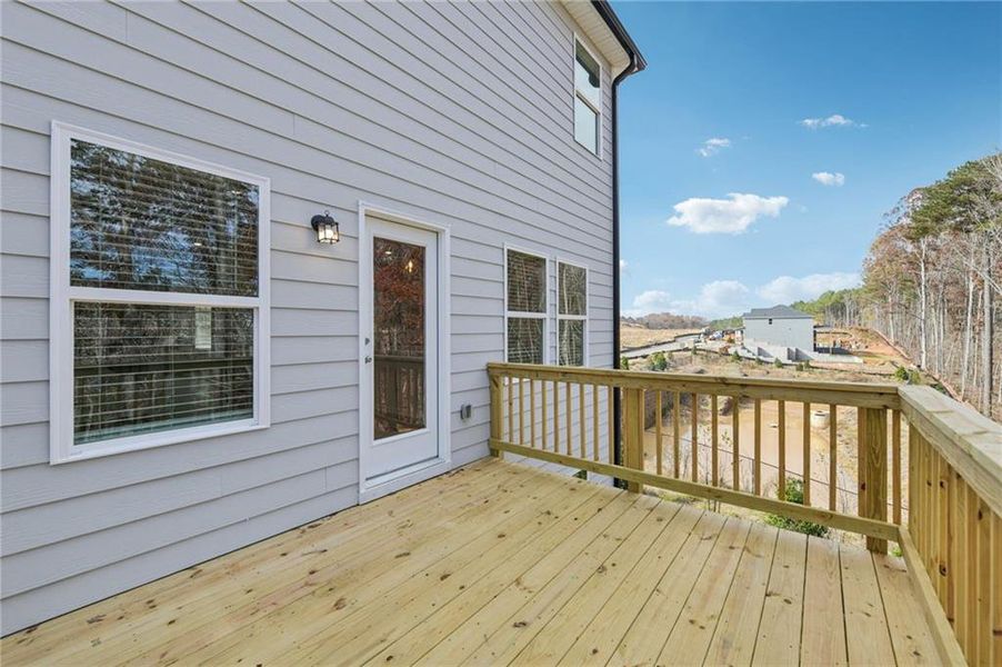 Exterior details and patio area of a home in Harmony Manor, Fairburn (Image 26).