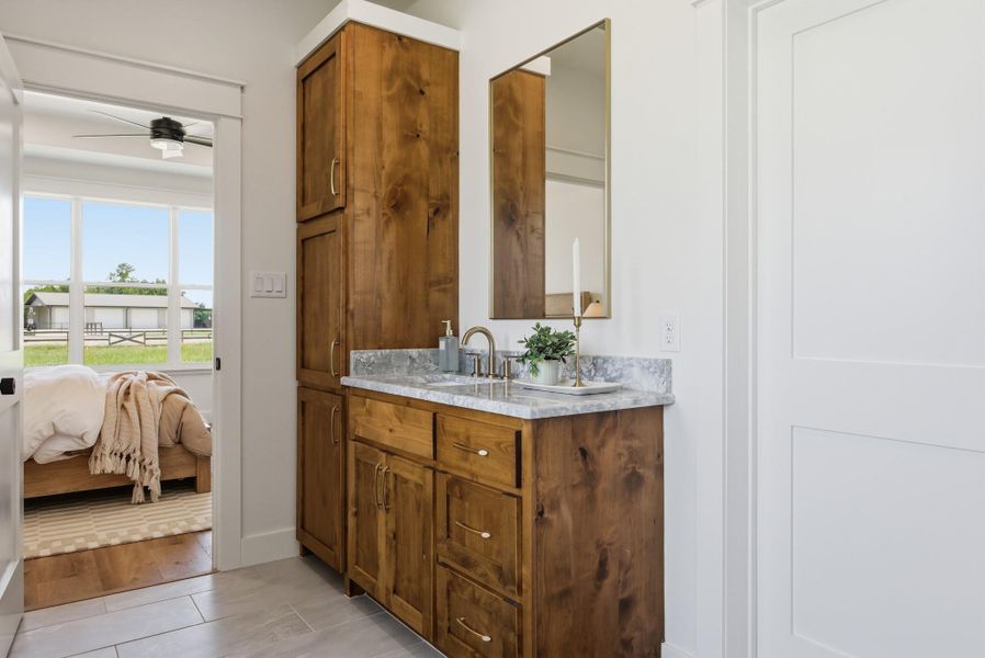 Furnished interior view inside a new home in , Bryan (Image 24).