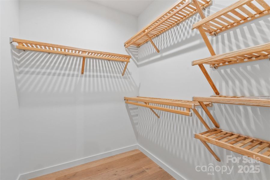 Spacious, unfurnished interior of a new home in , Asheville (Image 23).