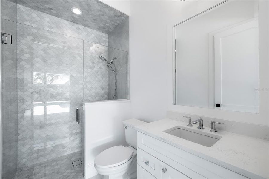 Furnished interior view inside a new home in , Boca Grande (Image 12).