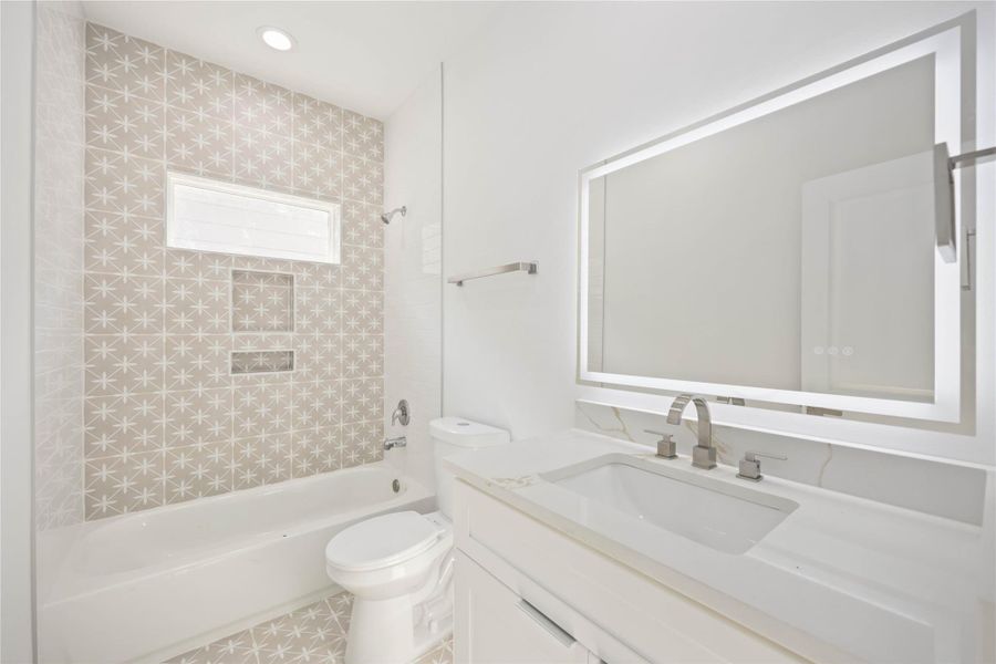 Furnished interior view inside a new home in , Houston (Image 7). Furnished interior view inside a new home in , Houston (Image 7).