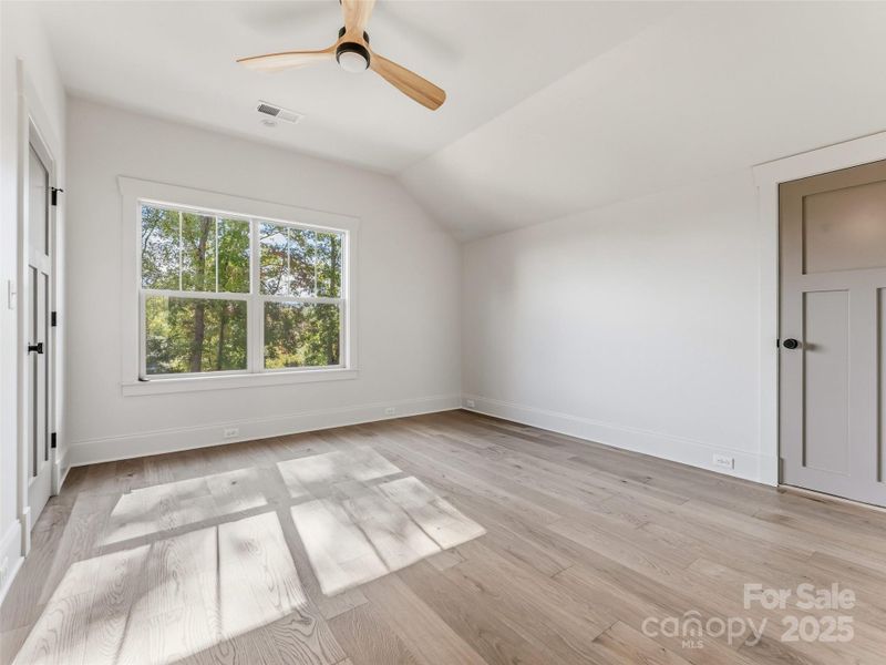 Spacious, unfurnished interior of a new home in , Brevard (Image 30).