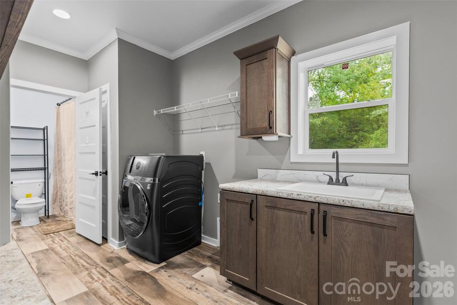 Furnished interior view inside a new home in , New London (Image 27).