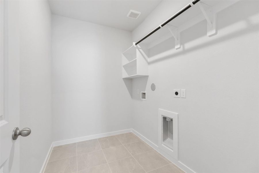 Spacious, unfurnished interior of a new home in Cielo, Conroe (Image 25). Spacious, unfurnished interior of a new home in Cielo, Conroe (Image 25).