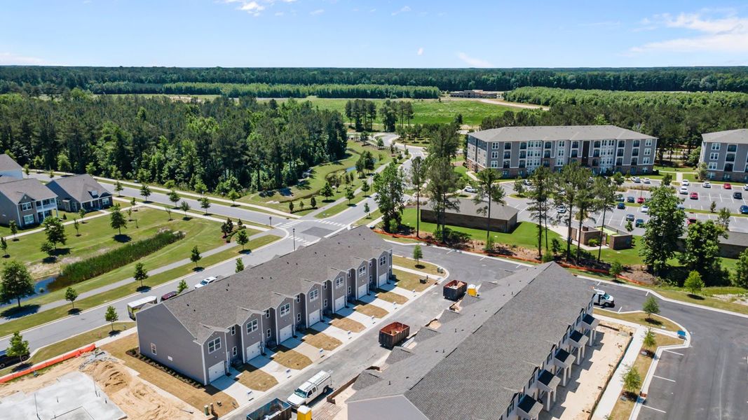 Image 46 representing the PEARSON II by D.R. Horton in Clock Road Townhomes, New Bern, NC. Image 46 representing the PEARSON II by D.R. Horton in Clock Road Townhomes, New Bern, NC.