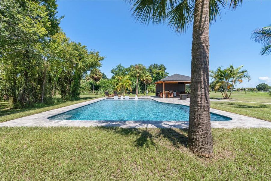 Community amenities in , Palmetto (Image 62). Community amenities in , Palmetto (Image 62).