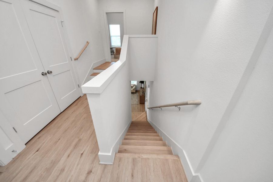 Image 47 of a home in .