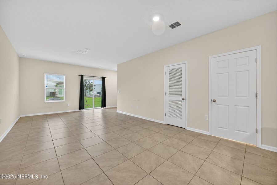 Spacious, unfurnished interior of a new home in , St. Augustine (Image 17).