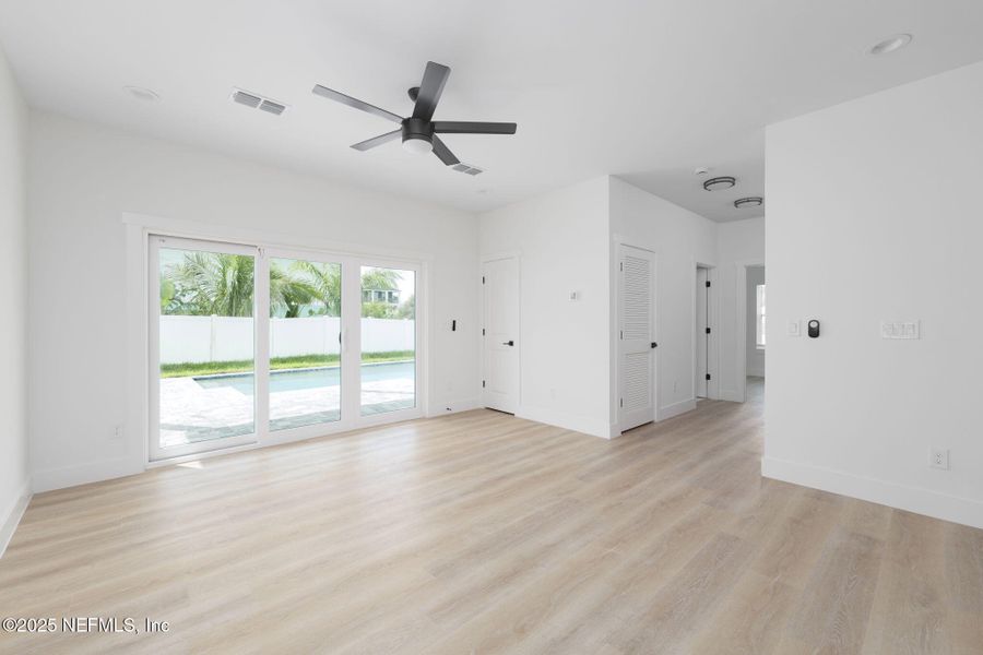 Spacious, unfurnished interior of a new home in , St. Augustine (Image 34).