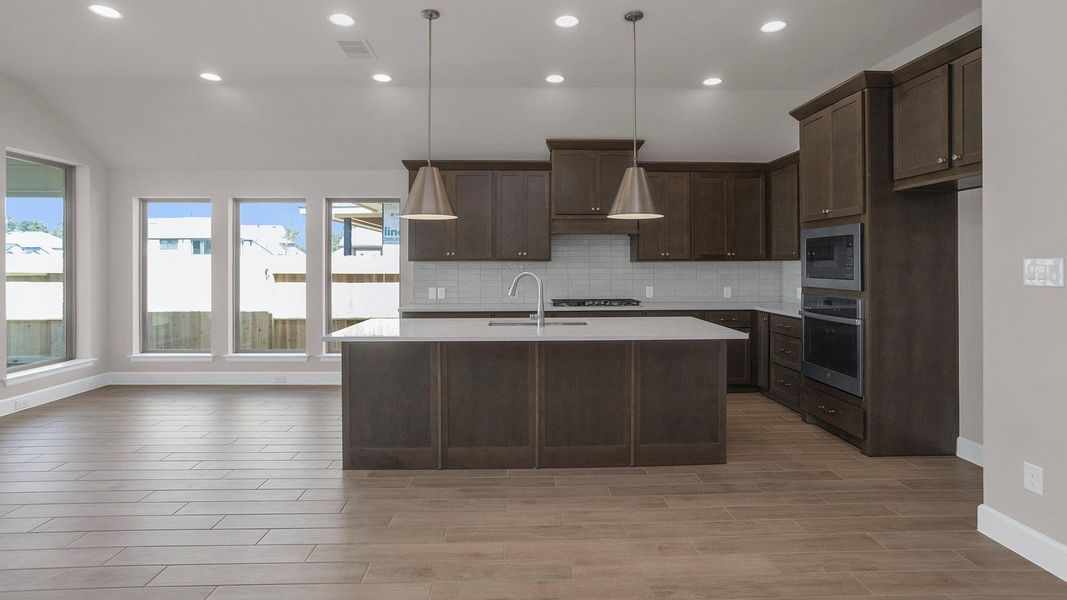 Furnished interior view inside a new home in Evergreen, Conroe (Image 5).