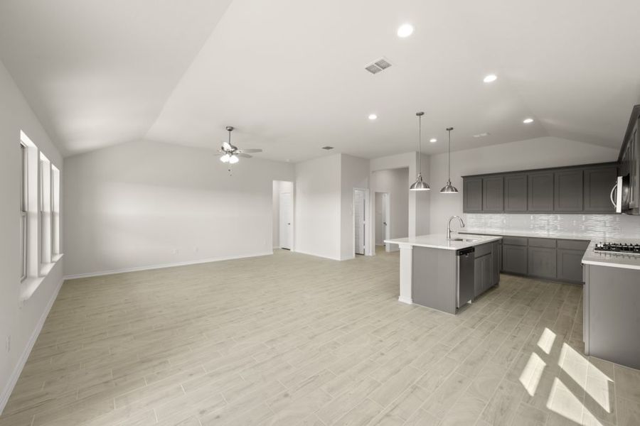 Front exterior of a new home in Myrtle Creek, Waxahachie, TX, highlighting curb appeal (Image 9).