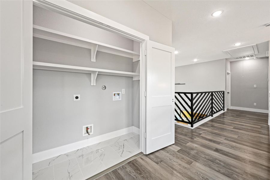 washer and dryer on the second floor and also in the first floor