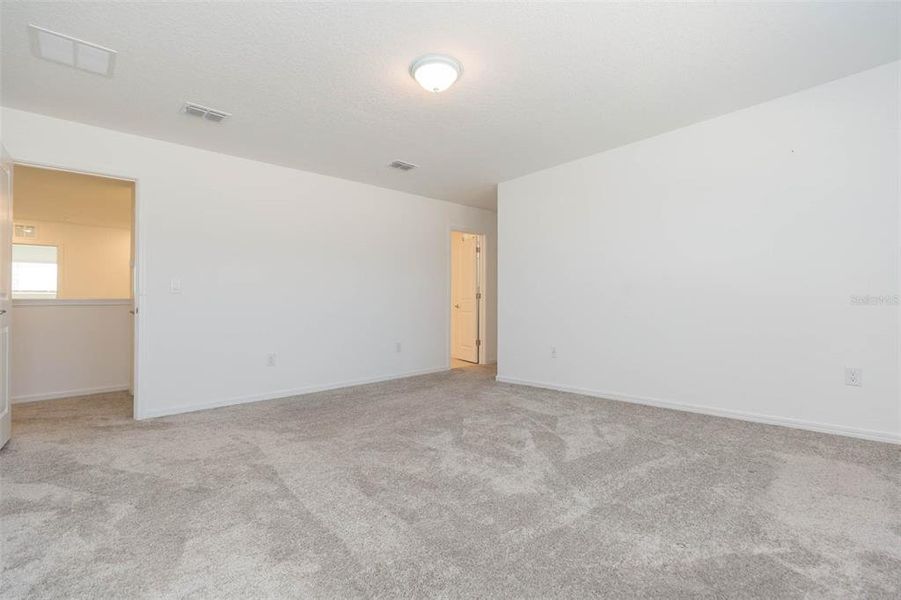 Spacious, unfurnished interior of a new home in Valri Forest, Valrico (Image 48). Spacious, unfurnished interior of a new home in Valri Forest, Valrico (Image 48).