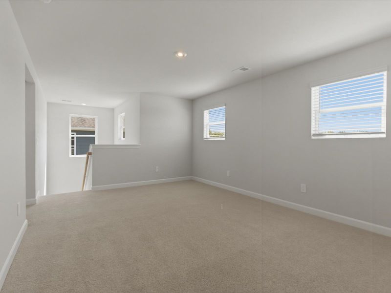Spacious, unfurnished interior of a new home in Wexford Park, Fountain Inn (Image 12).
