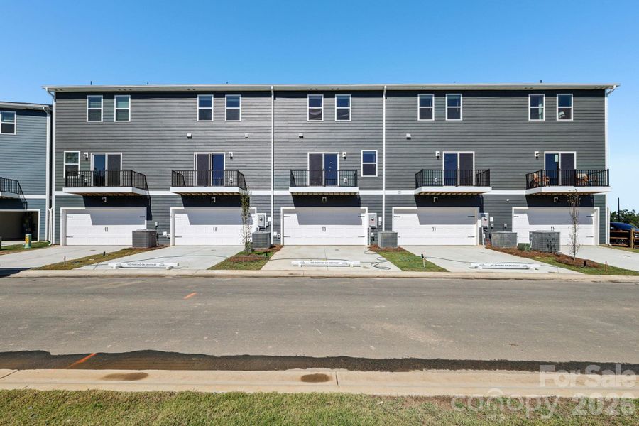 Image 23 of a home in .