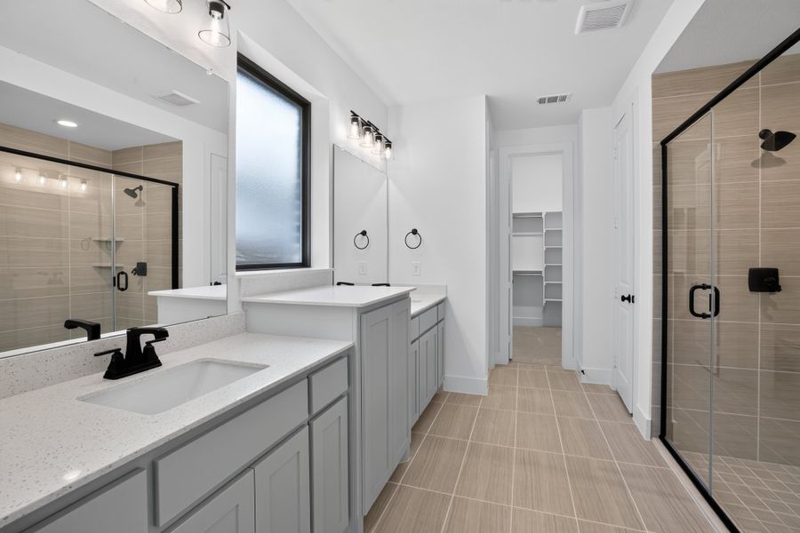 128 Buffalo - Primary Bathroom
