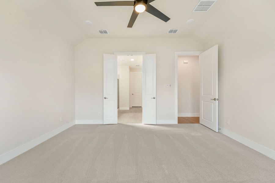 Spacious, unfurnished interior of a new home in Union Park, Little Elm (Image 16). Spacious, unfurnished interior of a new home in Union Park, Little Elm (Image 16).