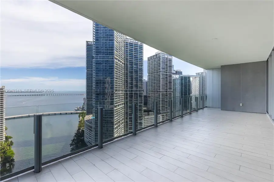 Expansive Balcony - Stunning Biscayne Bay, Miami River and Ctiy Views Expansive Balcony - Stunning Biscayne Bay, Miami River and Ctiy Views