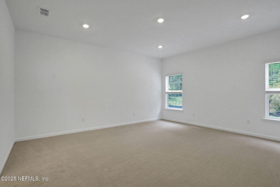 Spacious, unfurnished interior of a new home in Jennings Farm, Middleburg (Image 37). Spacious, unfurnished interior of a new home in Jennings Farm, Middleburg (Image 37).