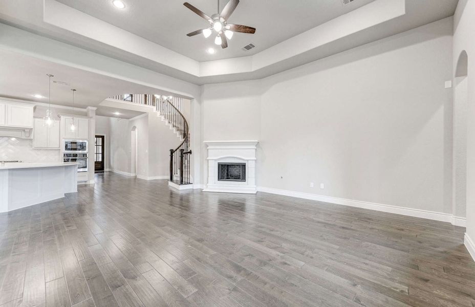 Spacious, unfurnished interior of a new home in The Highlands 55′, Porter (Image 19).