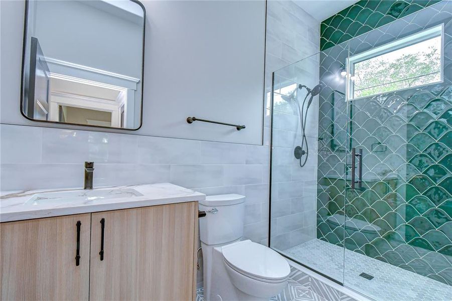 Furnished interior view inside a new home in , Tampa (Image 5).