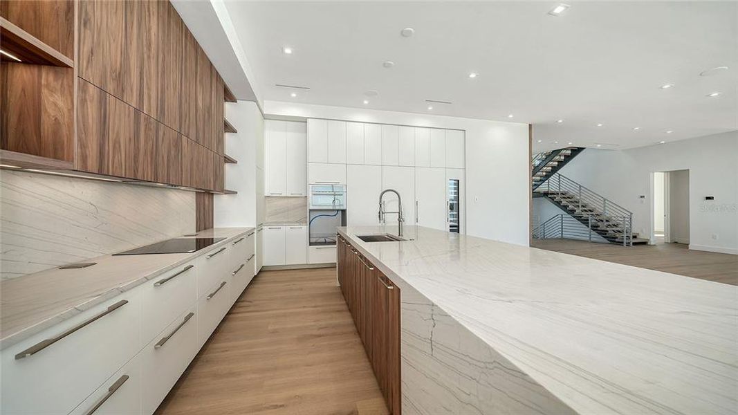 Furnished interior view inside a new home in , Longboat Key (Image 14).