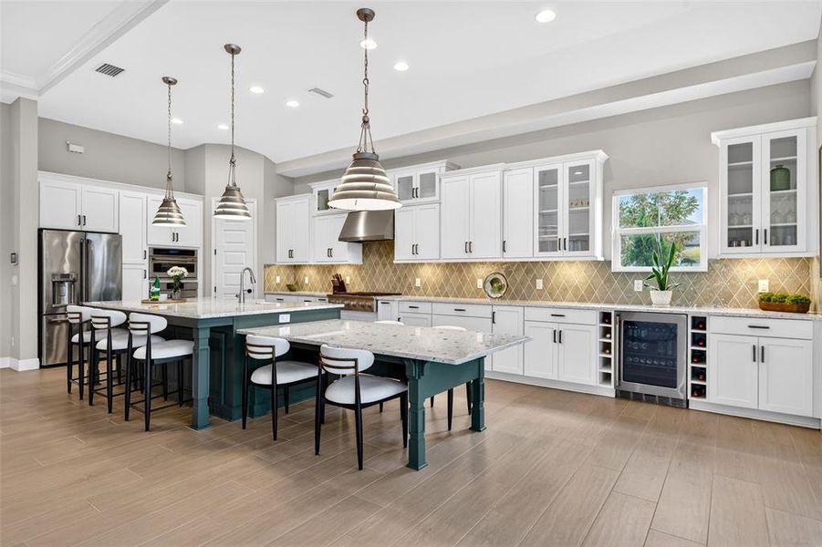 Furnished interior view inside a new home in , Venice (Image 37).