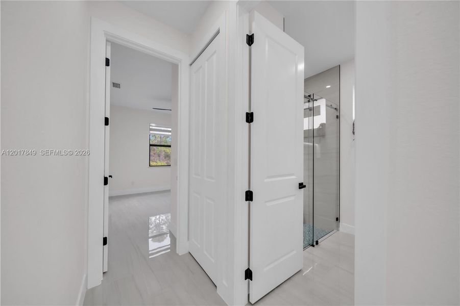 Image 42 of a home in .
