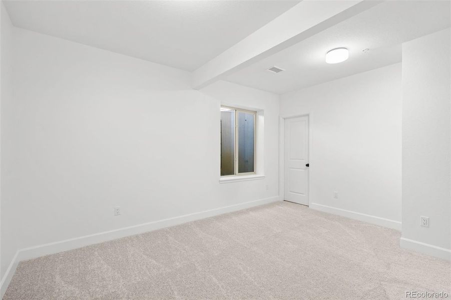 Spacious, unfurnished interior of a new home in , Littleton (Image 18).