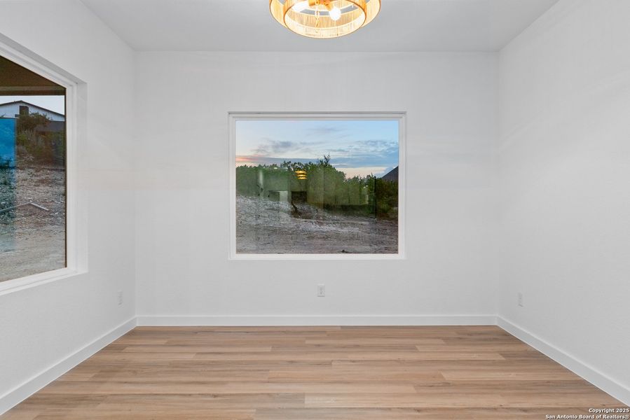 Spacious, unfurnished interior of a new home in , San Antonio (Image 20).